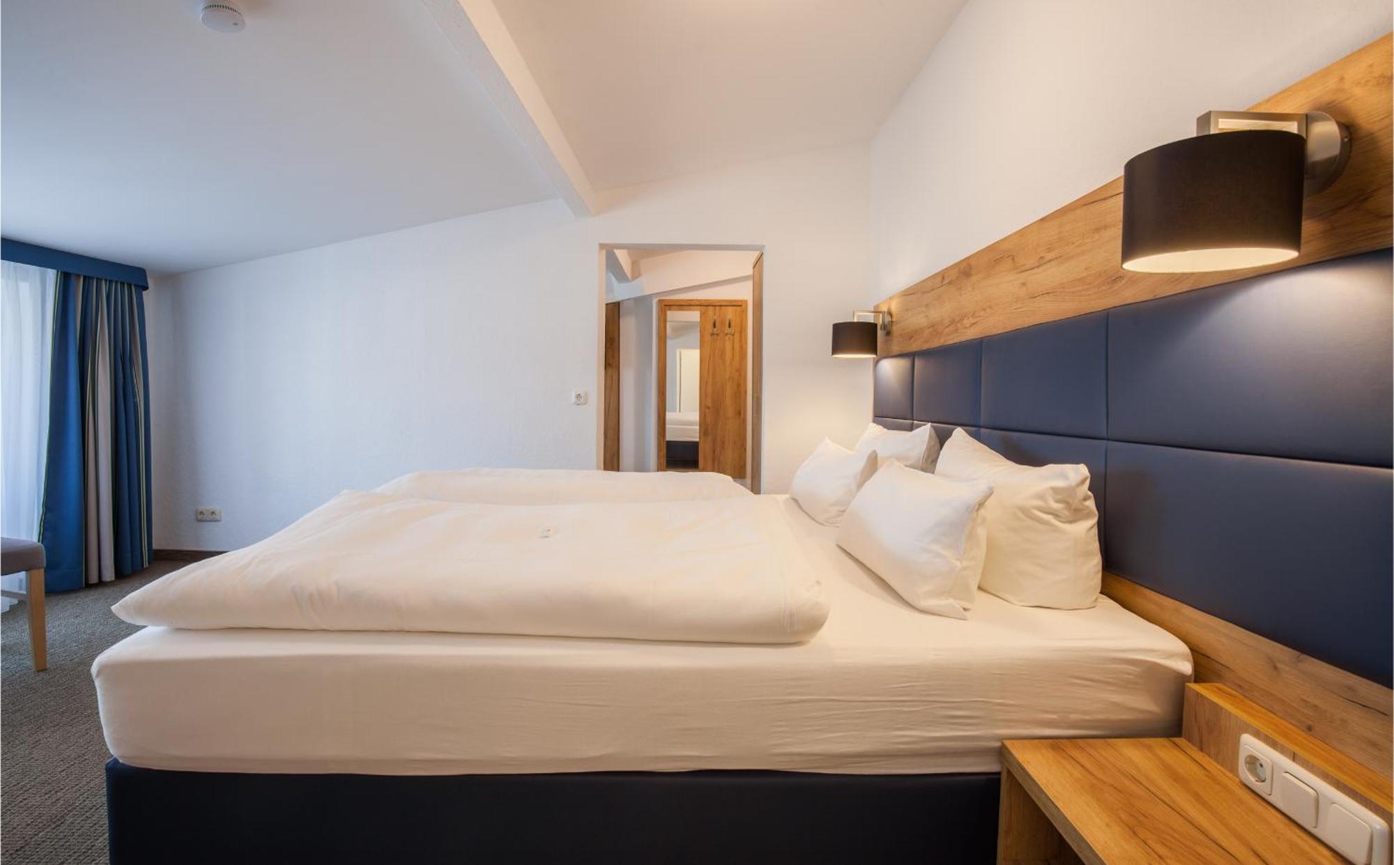 Sure Hotel By Best Western Wilhelmshaven City Вильгельмсхафен Экстерьер фото